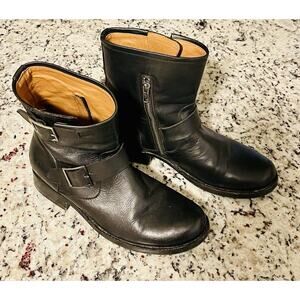 Frye Vicky Engineer Women's Black Leather Double Buckle‎ Zip Moto Boots Size 8